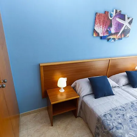 Vancouver's By Turismar Apartamento *